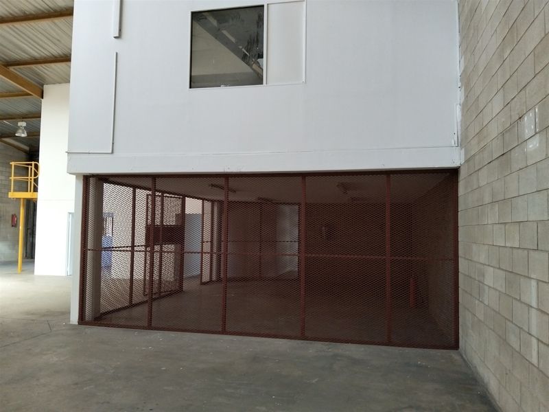 578m2  Warehouse  in Kya Sand- TO LEASE - Photo 8