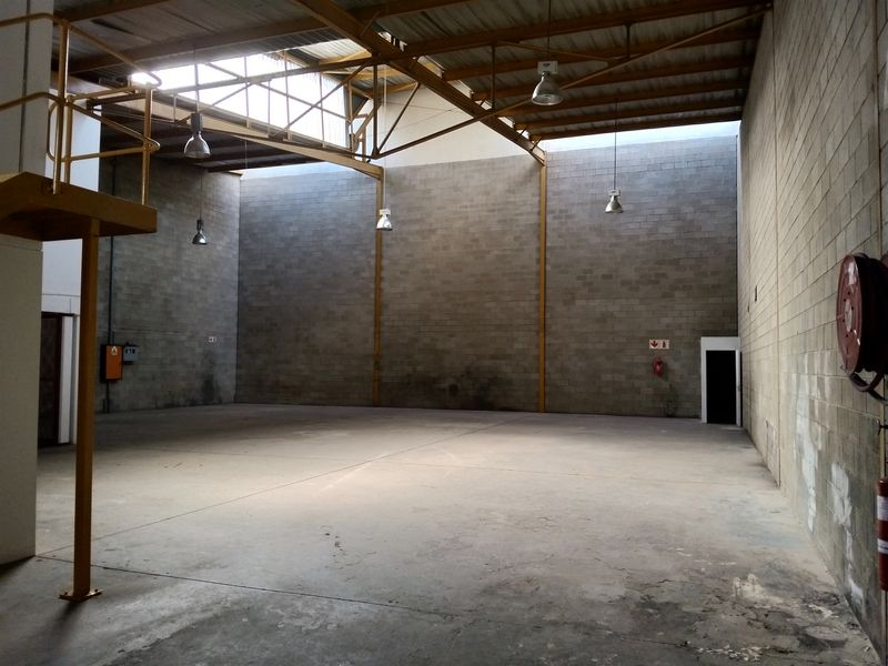 578m2  Warehouse  in Kya Sand- TO LEASE - Photo 4