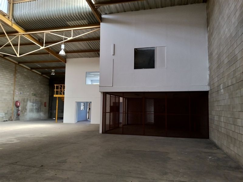 578m2  Warehouse  in Kya Sand- TO LEASE - Photo 7