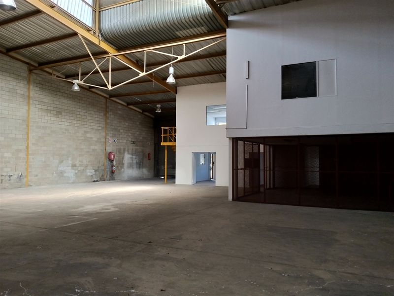 578m2  Warehouse  in Kya Sand- TO LEASE - Photo 6