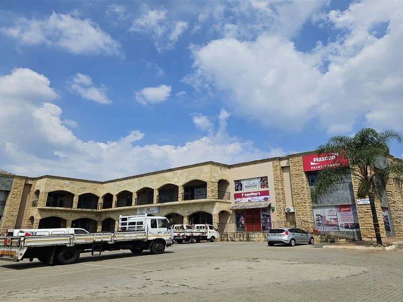 2618m2  Warehouse  - TO LEASE in Ferndale/Strijdompark - Photo 2