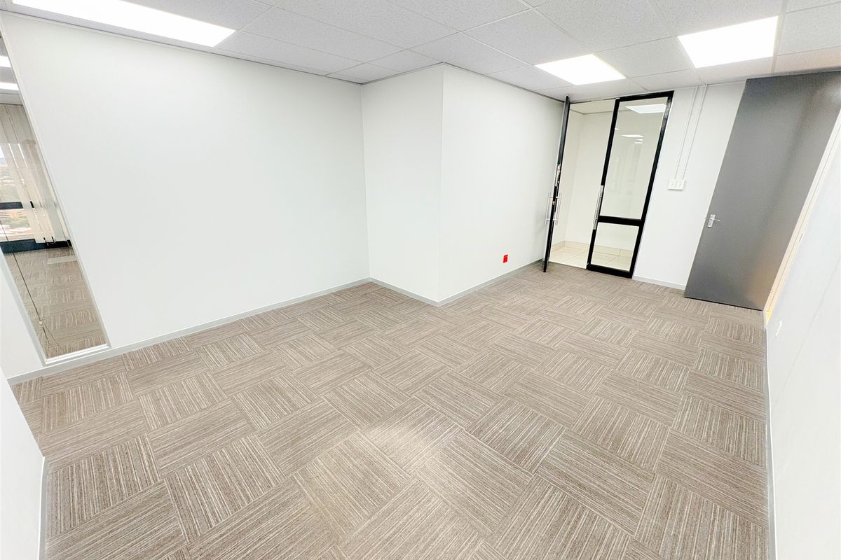 Office space to let - Photo 4