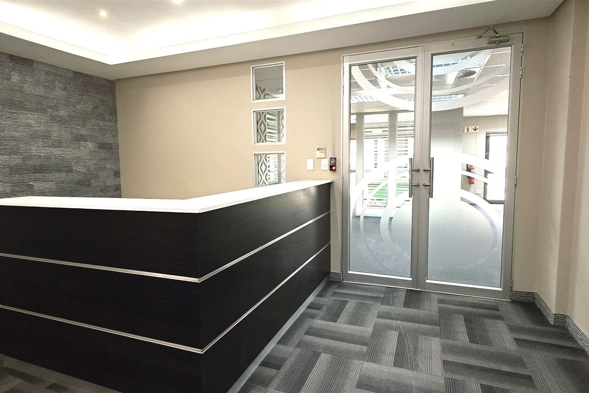 Office space to let in Woodmead - Photo 2