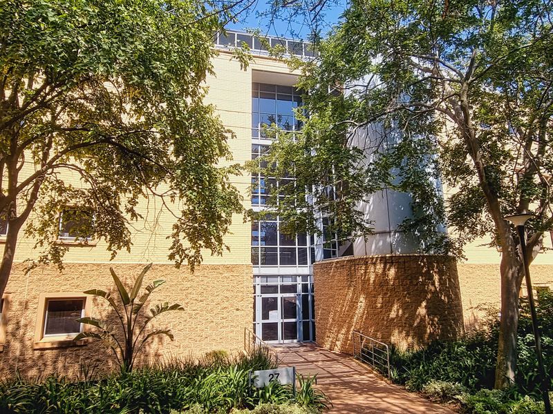 Office space to let in The Woodlands - Photo 1