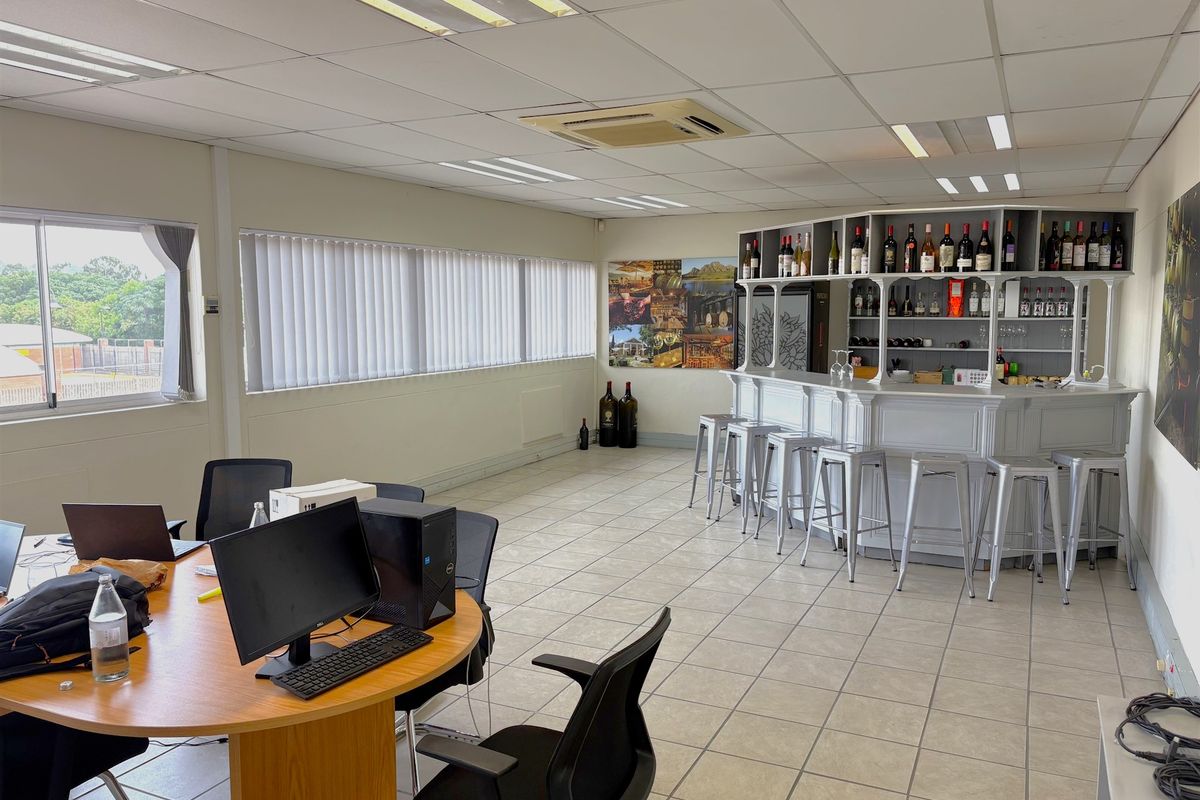 Prime Industrial Park Opportunity in New Germany – Strategic Business Location - Photo 3