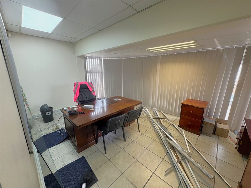 Prime Industrial Park Opportunity in New Germany – Strategic Business Location - Photo 10