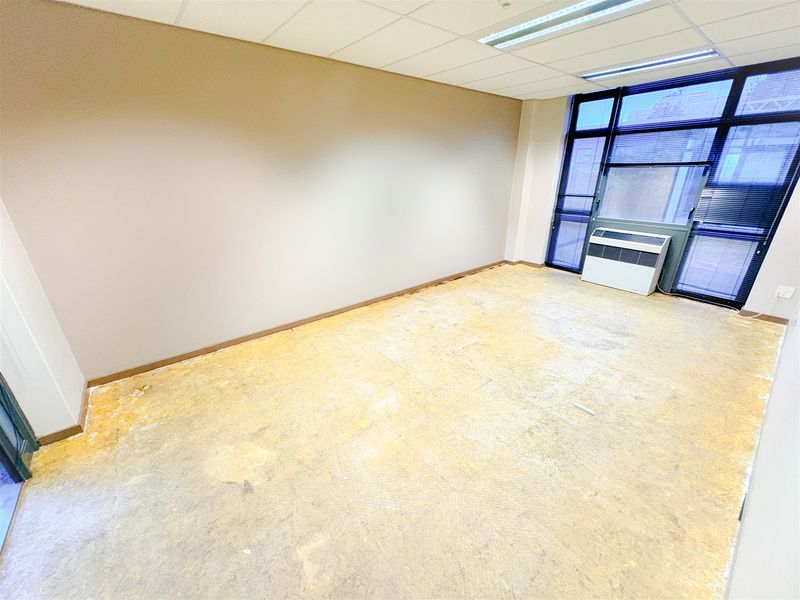 Office space to let - Photo 4
