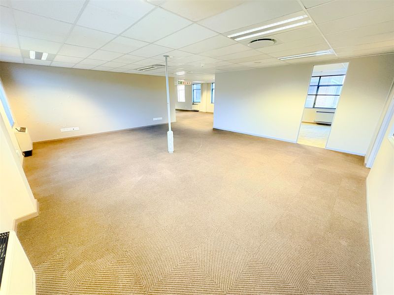 Office space to let - Photo 3