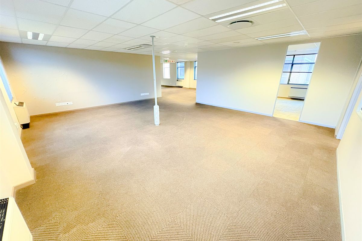 Office space to let - Photo 3