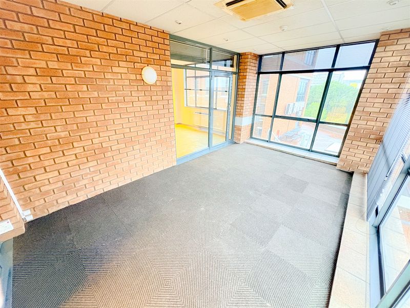 Office space to let - Photo 5