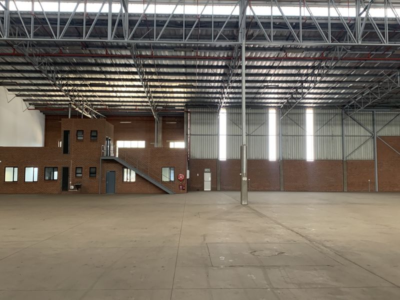 Warehouse to let in Pomona - Photo 9