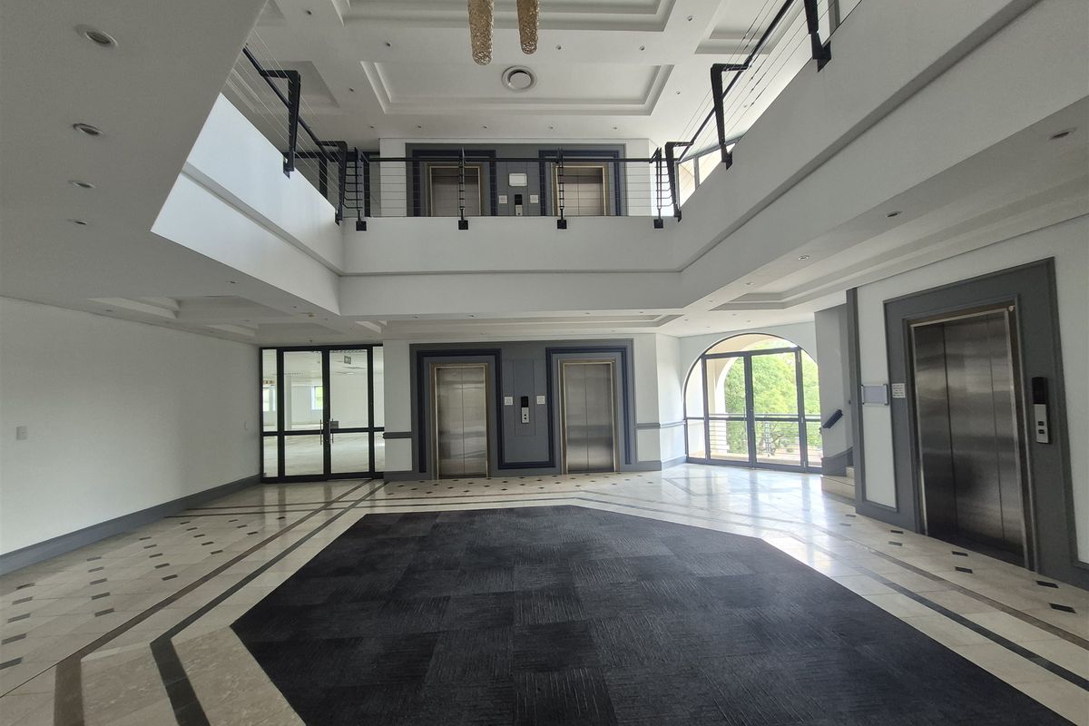 1575.33sqm Offices to let in Illovo, Sandton - Photo 2