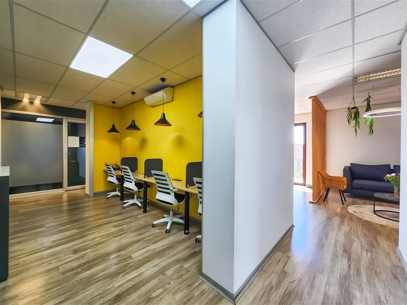 176m2 Modern Office to Let in Cedar Tree Office Park - Photo 8