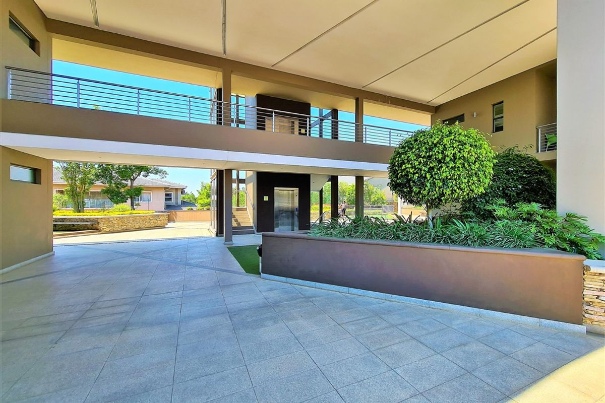 176m2 Modern Office to Let in Cedar Tree Office Park - Photo 4