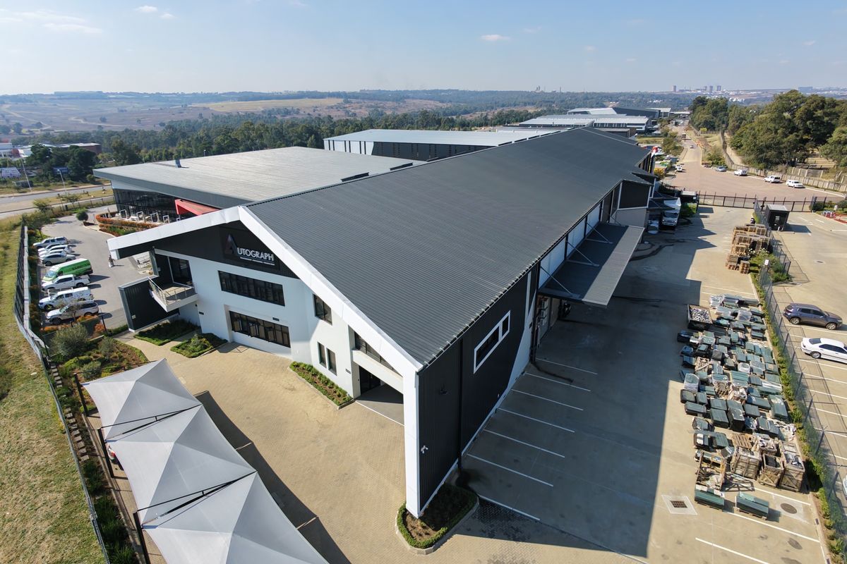 Warehouse to let in Longake - Photo 4