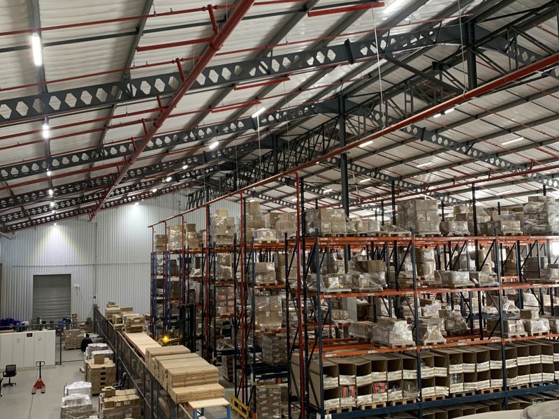 Warehouse to let in Longake - Photo 6
