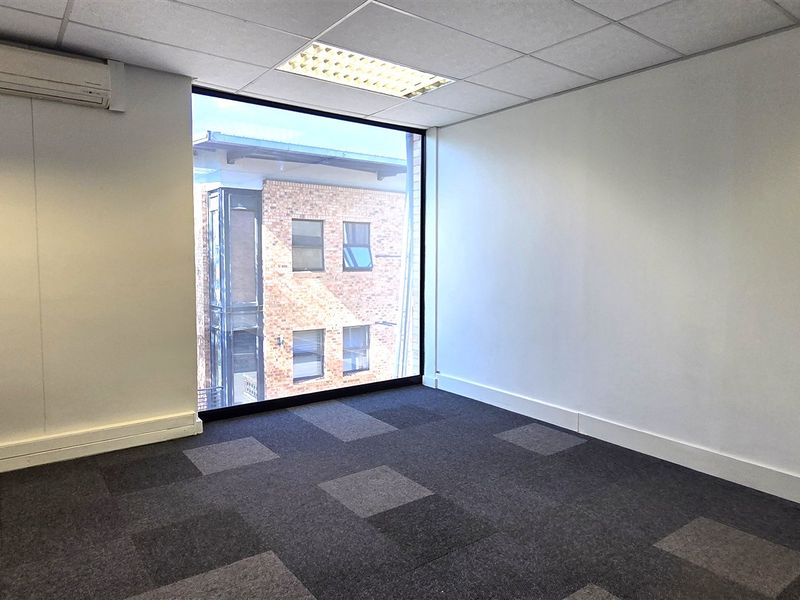 Office space to let in Kildrummy Office Park - Photo 6