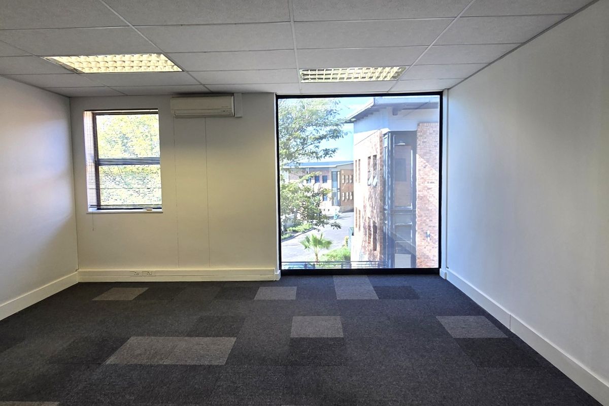 Office space to let in Kildrummy Office Park - Photo 5