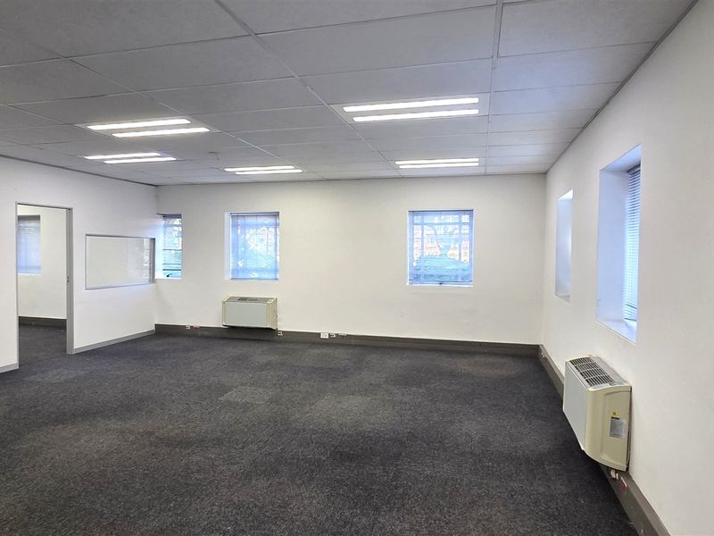 Office space to let in Rivonia - Photo 6