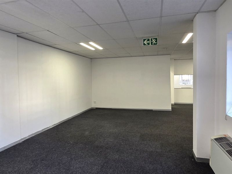 Office space to let in Rivonia - Photo 2