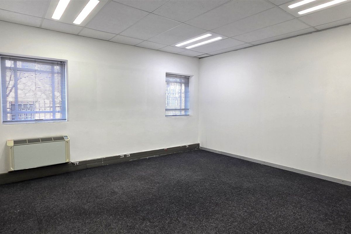 Office space to let in Rivonia - Photo 5