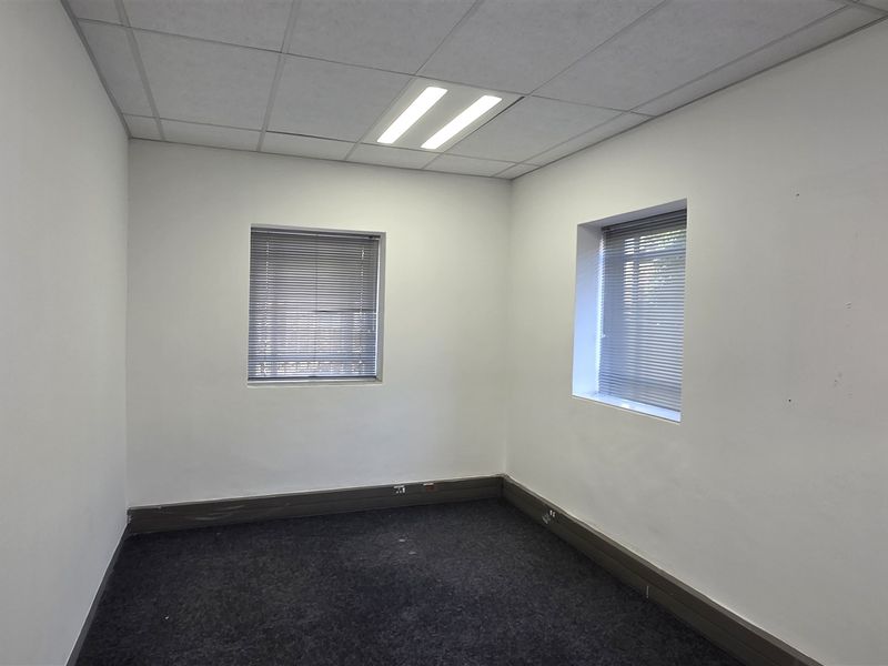 Office space to let in Rivonia - Photo 10
