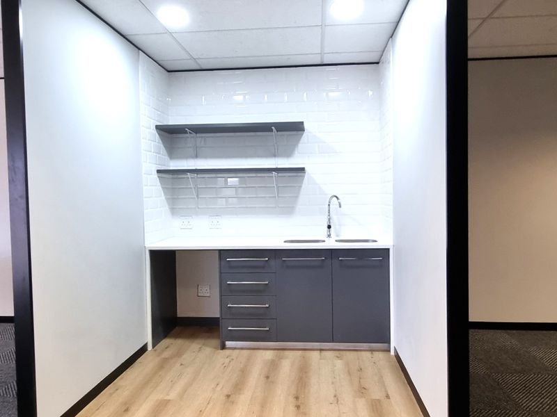 Furnished office space to let in The Grid Rivonia - Photo 6