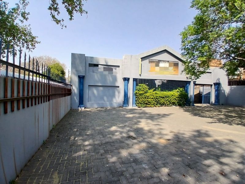 Versatile Property with Office Hub Possibilities - Photo 2