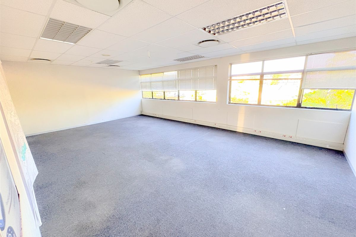 Offic space to let - Photo 5