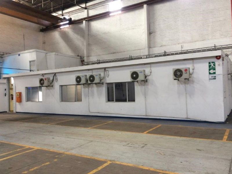 4.200m2 Warehouse With Yard Available in Jacobs. High Clearance, Docking, and Offices - Photo 3