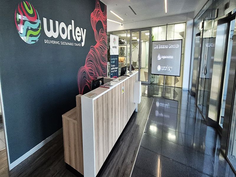 1691sqm Office to Let in Melrose Arch - Photo 2