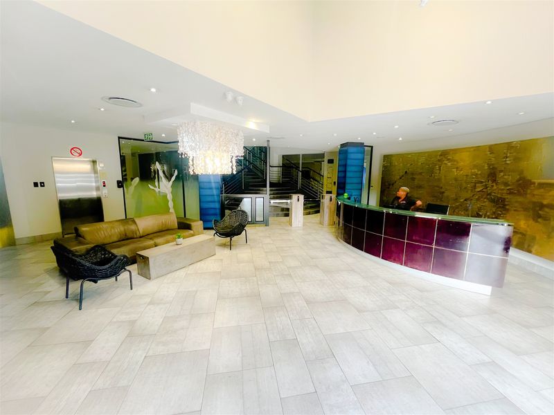 Office space to let - Photo 10
