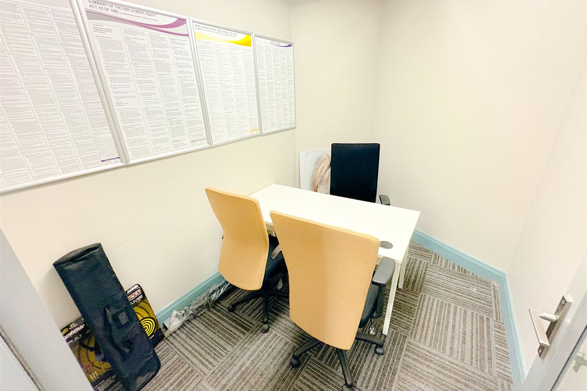 Office space to let - Photo 4