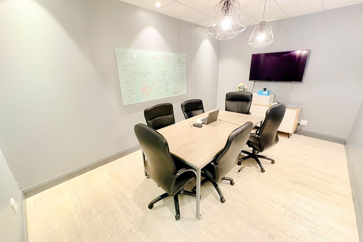 Office space to let - Photo 2