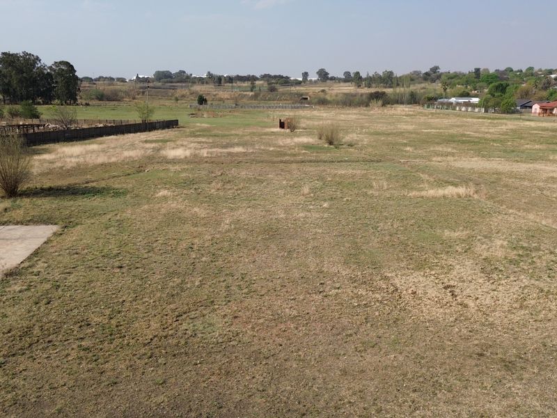 Vacant Commercial Land – Prime Location - Photo 3