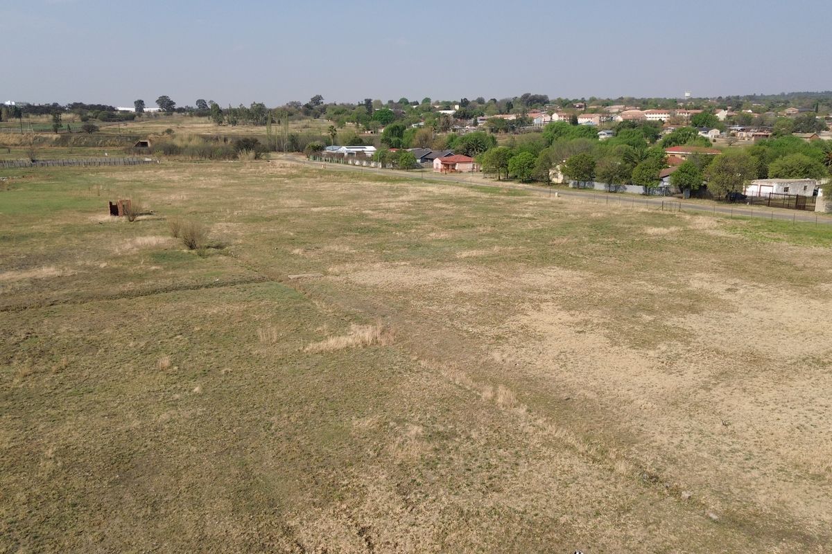 Vacant Commercial Land – Prime Location - Photo 5