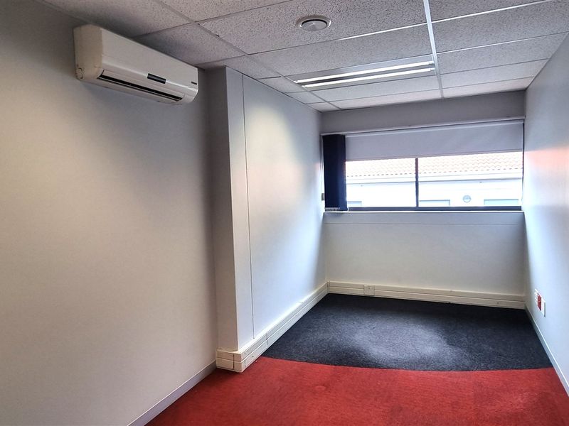 Office space to let in Woodmead - Photo 7