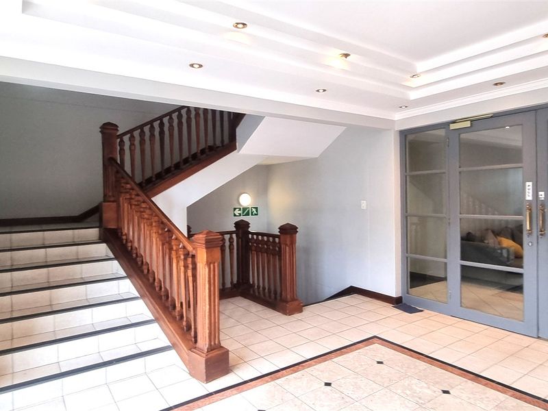 Office space to let in Woodmead - Photo 2