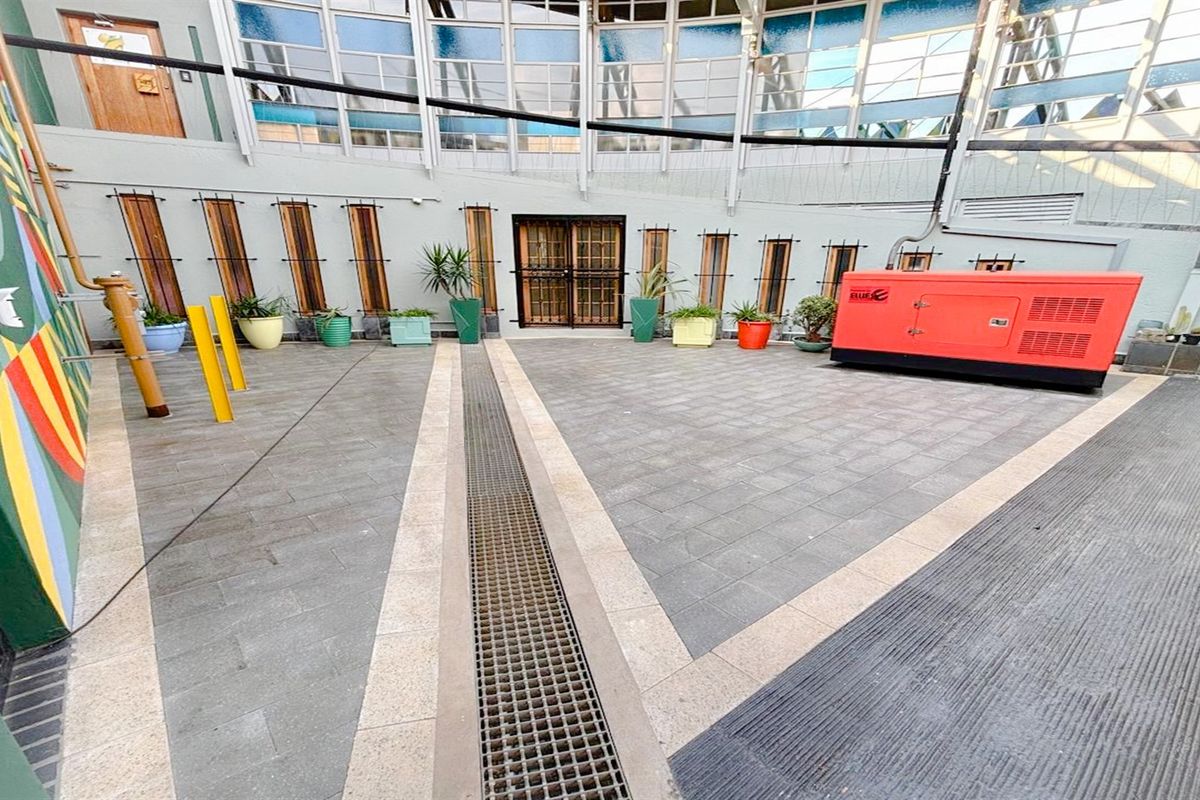 Office space to let - Photo 2