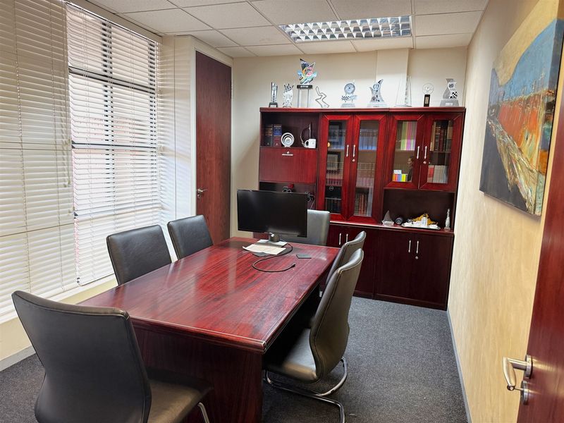 Prime Office Space on Meridian Drive – Available 1 August 2026 - Photo 6