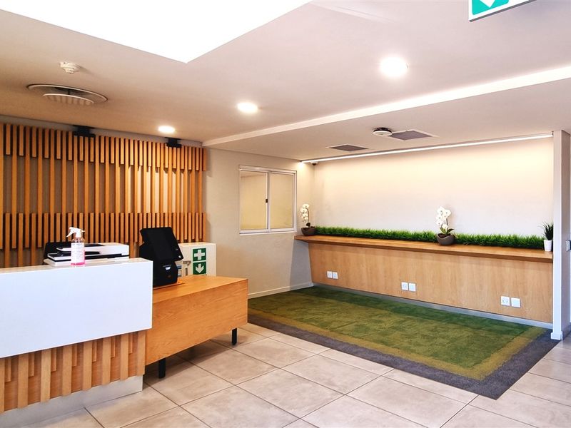Office space to let in Woodmead Estate - Photo 2