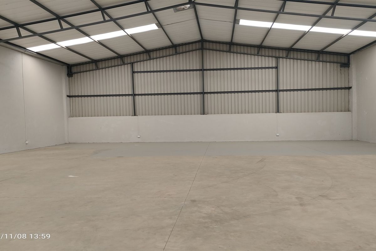 4582  Warehouse  - TO LEASE - Photo 5
