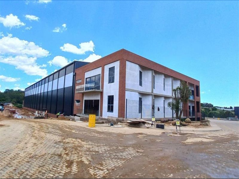 7731m2  Warehouse  - TO LEASE for R605 495,00 plus vat PM - Photo 1