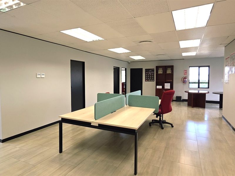 Office space to let in Bryanston Gate - Photo 6