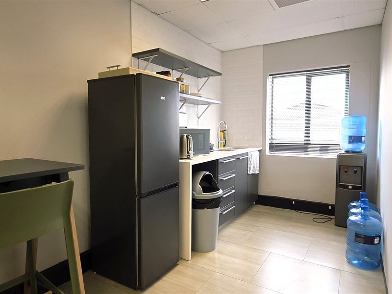 Office space to let in Bryanston Gate - Photo 5