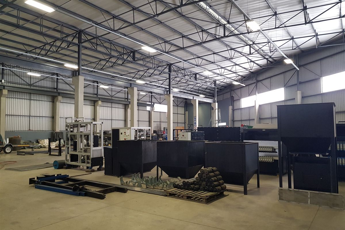 2,600m2 of A Grade Warehouse To Let in Lanseria Corporate Estate - Photo 3