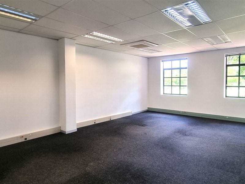 Office space to let in Peter Place Office Park - Photo 6