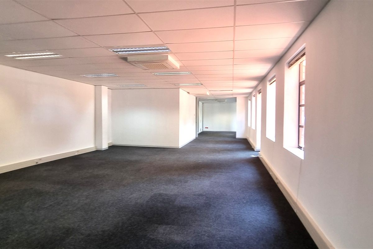 Office space to let in Peter Place Office Park - Photo 5