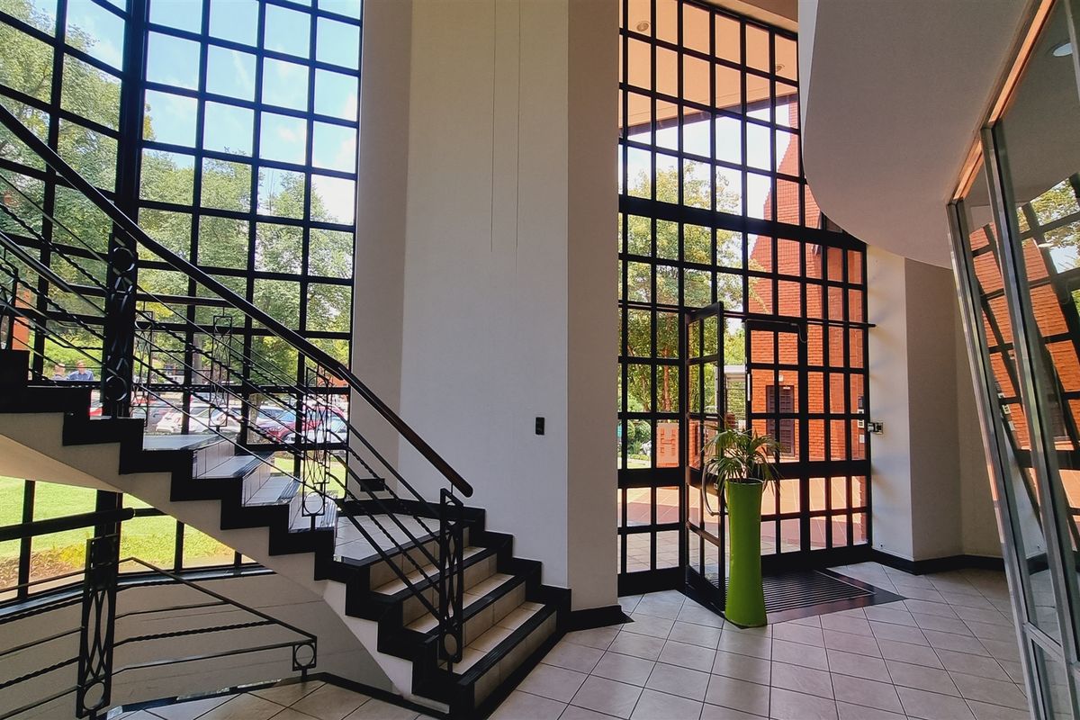 Office space to let in Peter Place Office Park - Photo 2