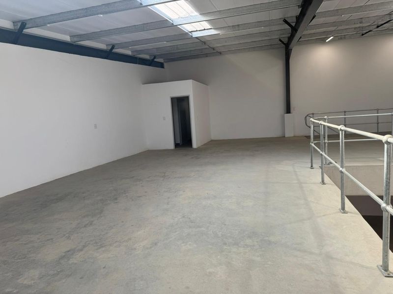 New Build: A-Grade Mini Warehouses To Let  in Glen Anil - Photo 6